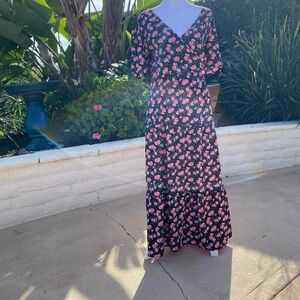 Chic Black and Pink Floral Maxi Dress